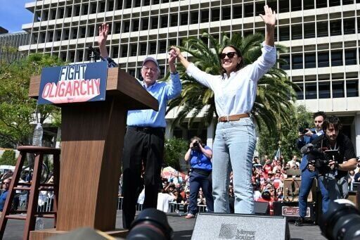 Bernie Sanders thrills Coachella crowd with surprise appearance